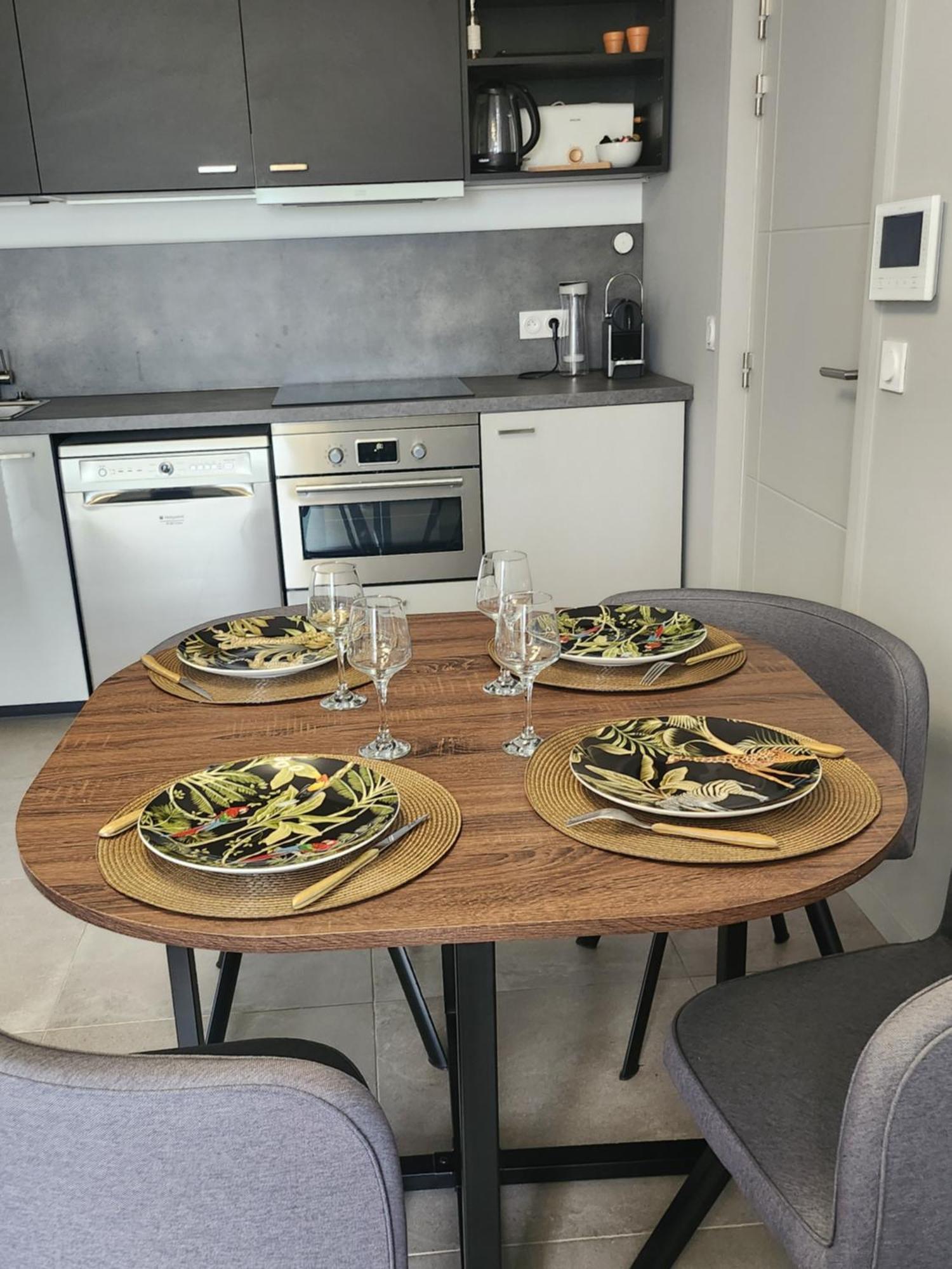 Appartement T2 Centre Rodez La Lutz Exteriör bild